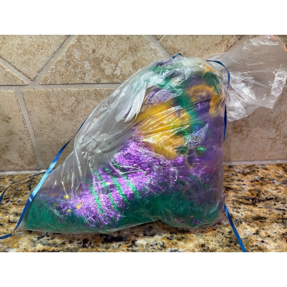 New Orleans Krewe of Muses Parade Throw Shoe Mardi Gras Souvenir fleur-de-lis